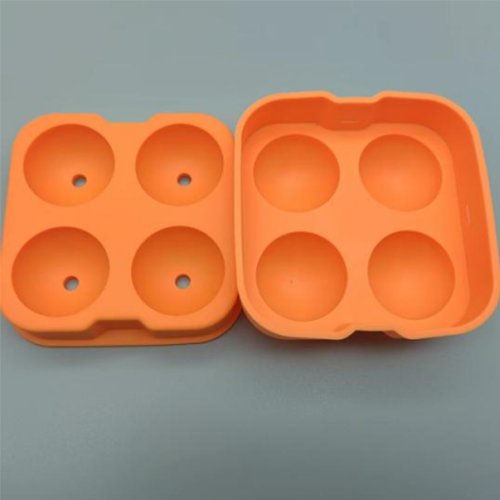 Making edible ice tray containers